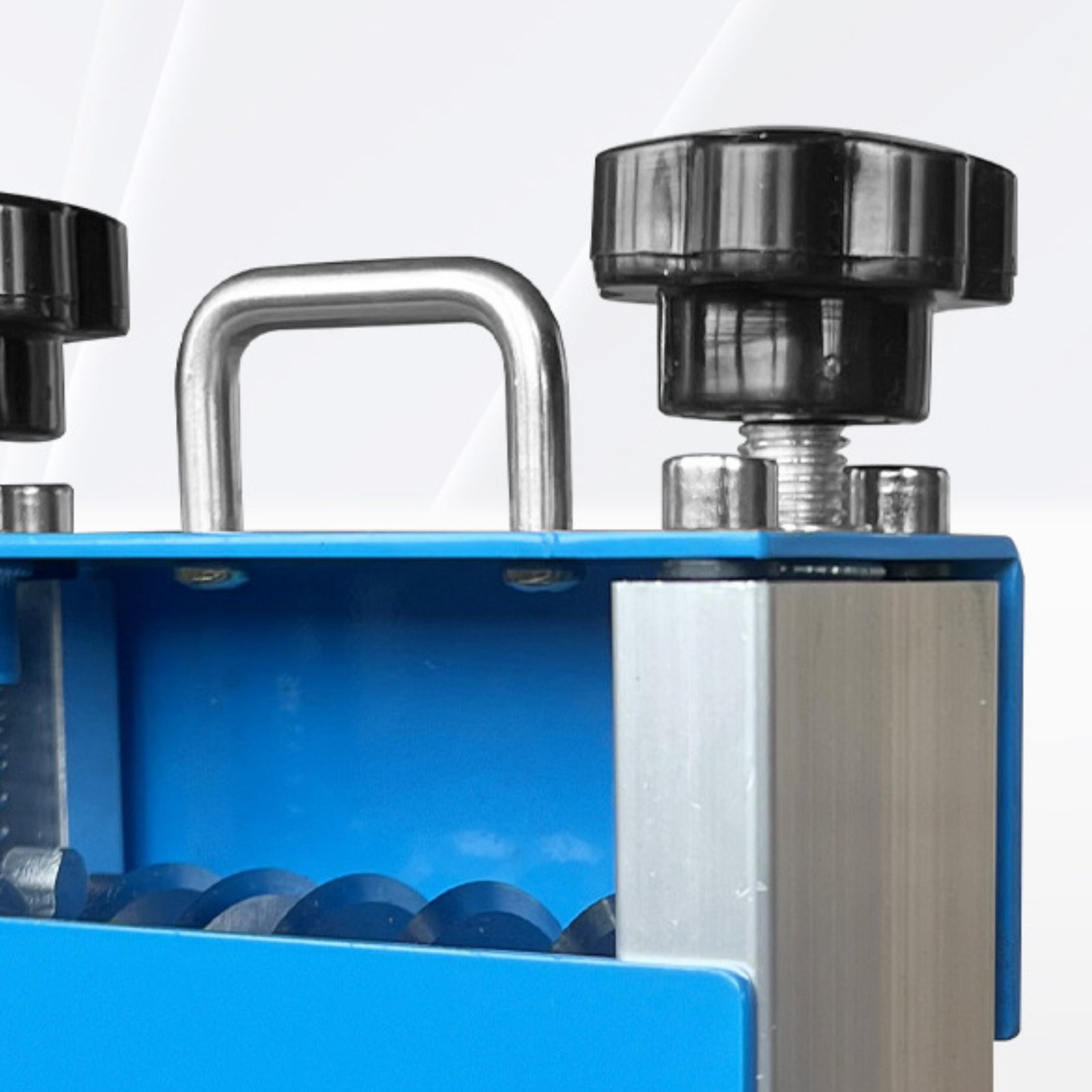 Tools Workshops - Multi-Hole Cord Peeler Twin-Drive-Drive Hand Crank
